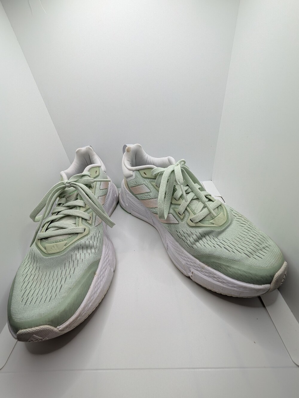 Adidas Questar Running Shoes, Size 8, Linen Green
